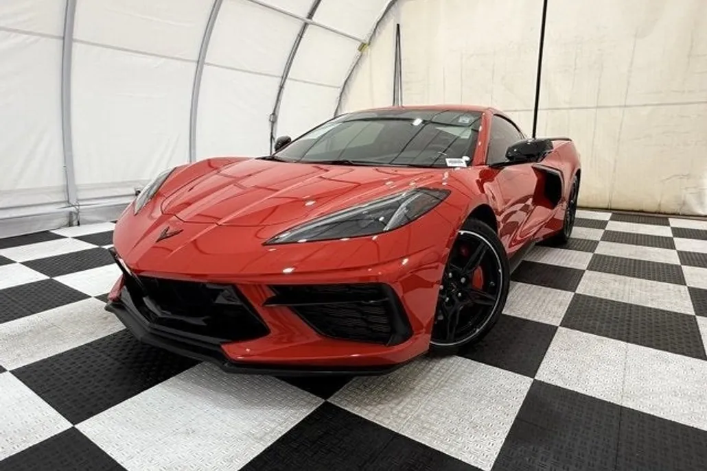 2021 Chevrolet Corvette Stingray 2LT photo 1