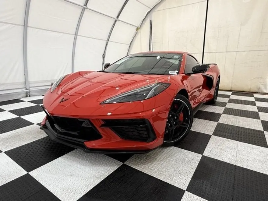 2021 Chevrolet Corvette Stingray 2LT photo 1