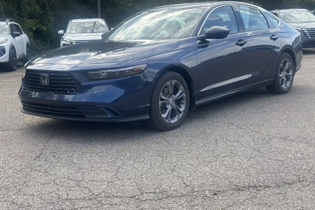 2024 Honda Accord EX photo 1
