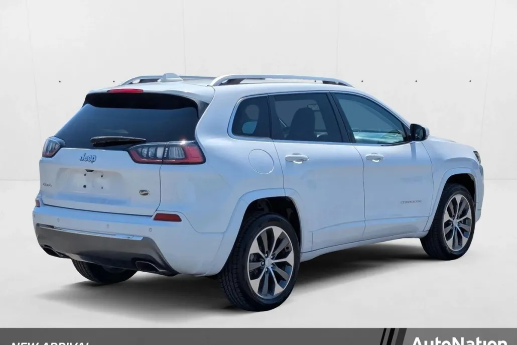 2019 Jeep Cherokee Overland photo 1