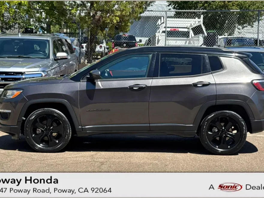 2019 Jeep Compass Latitude photo 1
