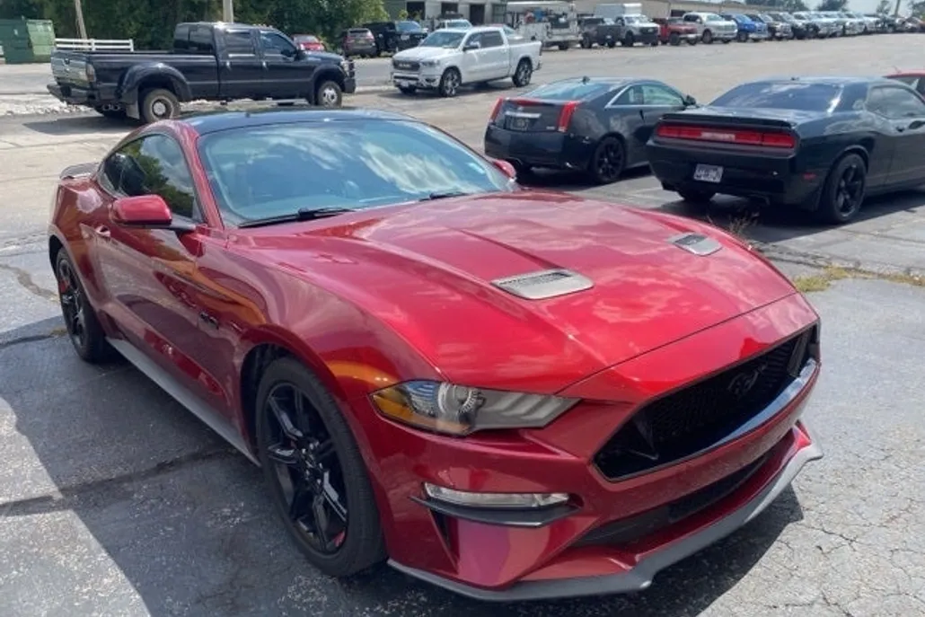 2019 Ford Mustang GT photo 1