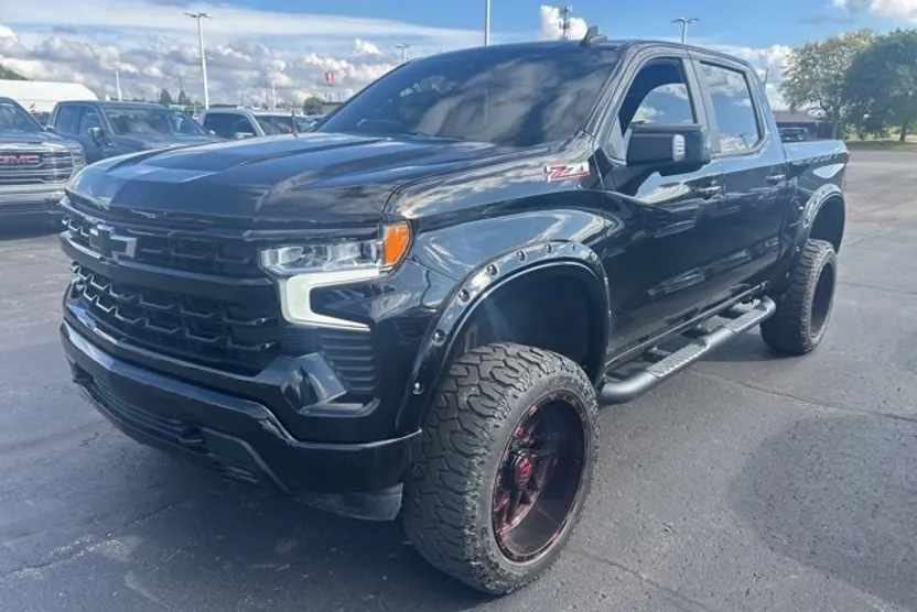 2022 Chevrolet Silverado 1500 RST photo 1