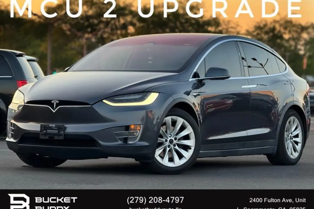 2018 Tesla Model X 75D photo 1