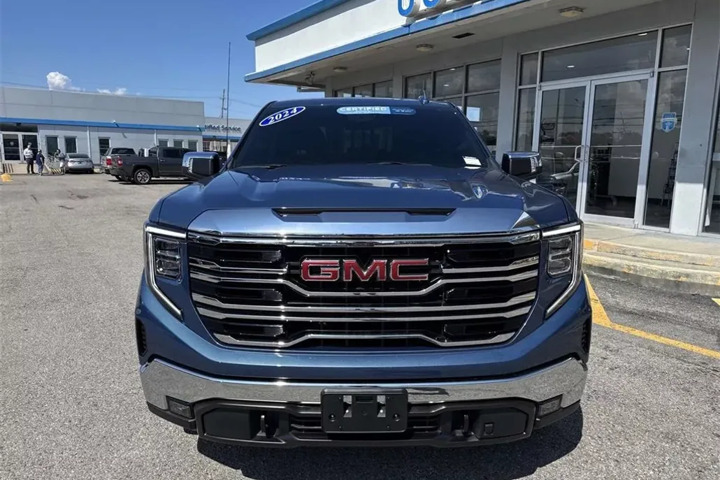 2024 Gmc Sierra 1500 SLT photo 1