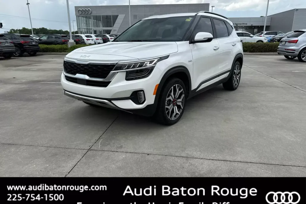 2023 Kia Seltos SX photo 1