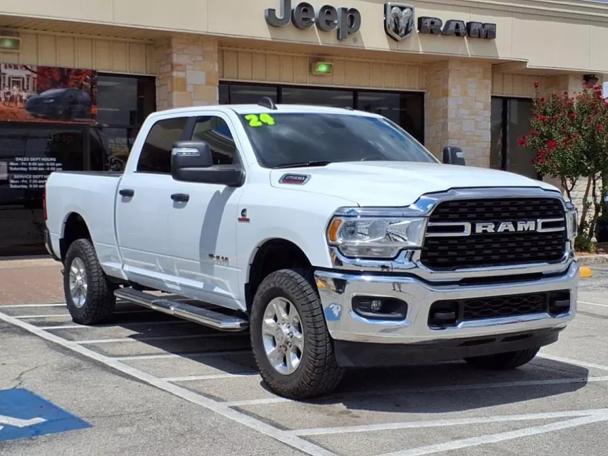 2024 Ram 2500 Big Horn photo 1