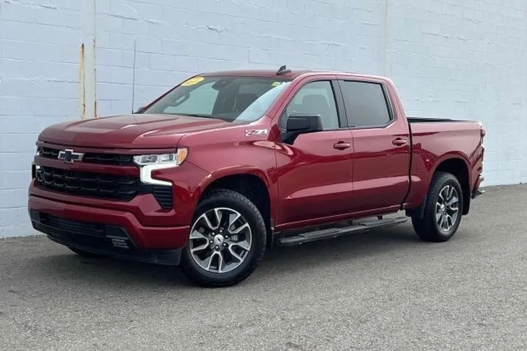 2023 Chevrolet Silverado 1500 RST photo 1