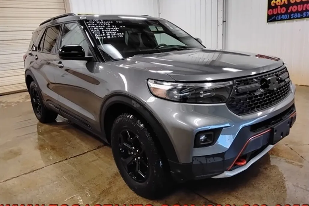 2023 Ford Explorer Timberline photo 1