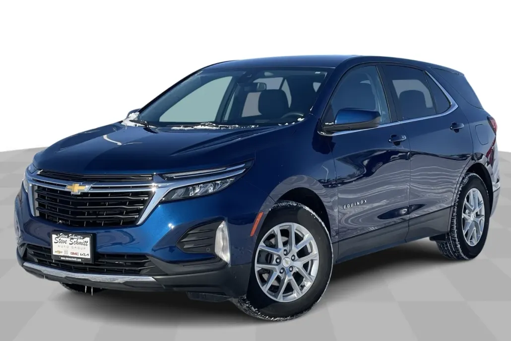 2022 Chevrolet Equinox LT photo 1