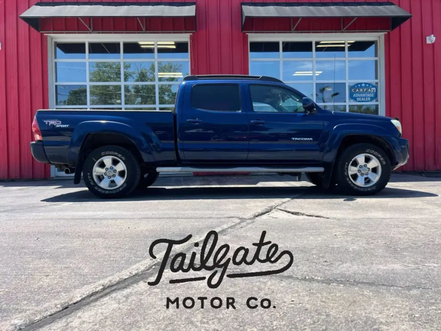 2006 Toyota Tacoma DLX photo 1