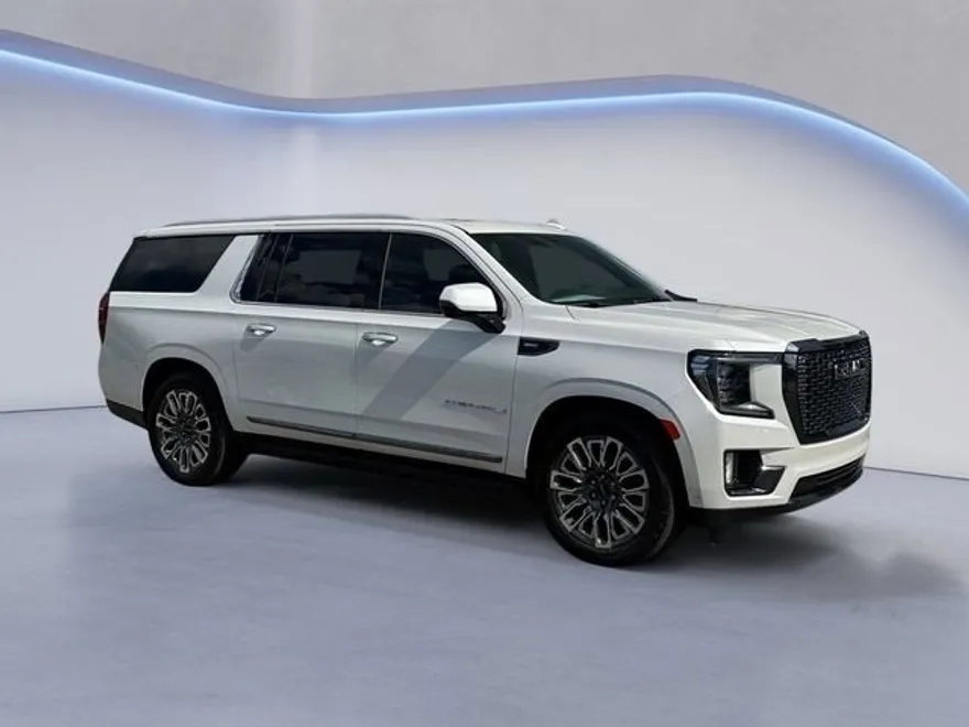 2023 Gmc Yukon XL Denali Ultimate photo 1
