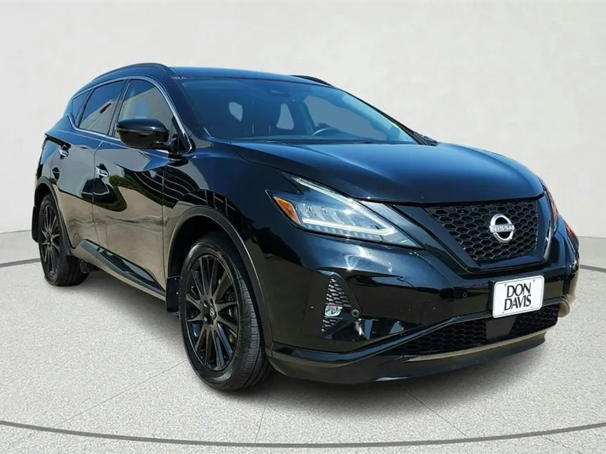2023 Nissan Murano SV photo 1