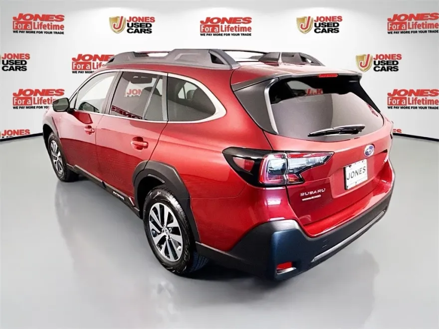 2023 Subaru Outback Premium photo 1