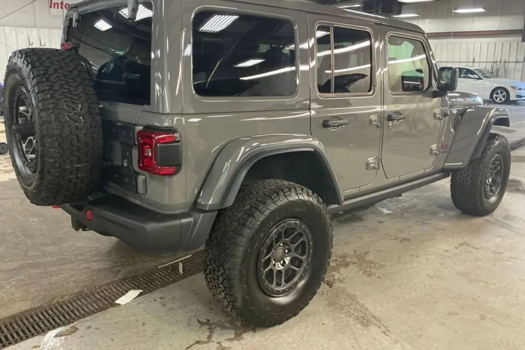 2022 Jeep Wrangler Unlimited Rubicon photo 1