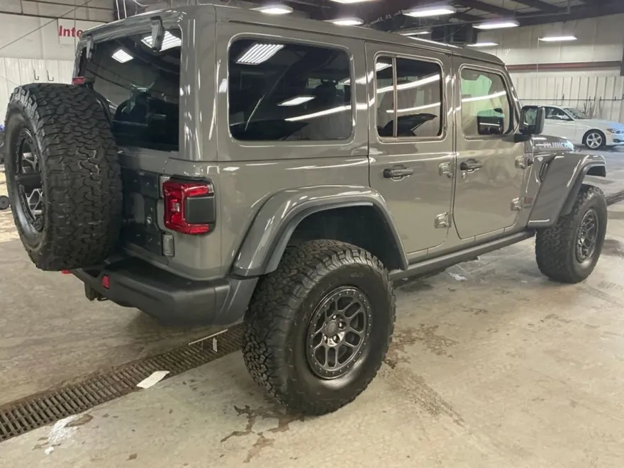 2022 Jeep Wrangler Unlimited Rubicon photo 1