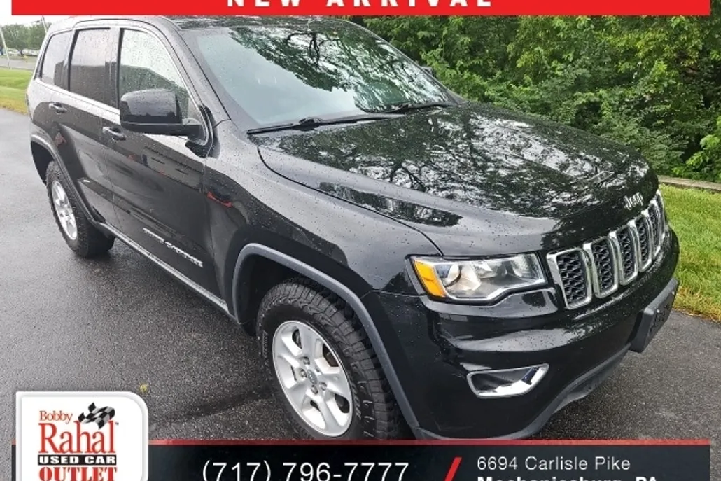 2017 Jeep Grand Cherokee Laredo photo 1