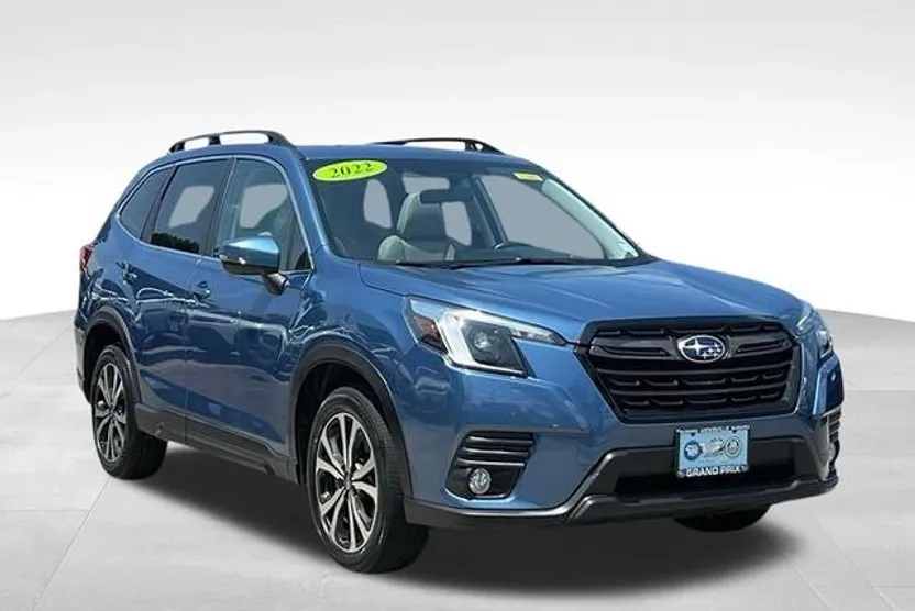 2022 Subaru Forester Limited photo 1