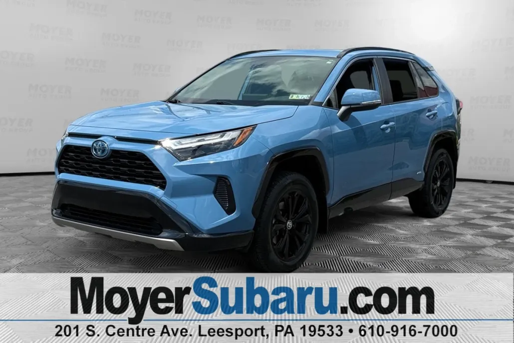 2022 Toyota RAV4 Hybrid SE photo 1