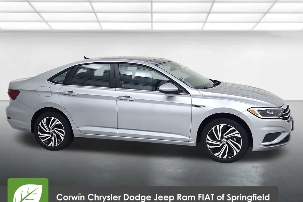 2021 Volkswagen Jetta SEL photo 1