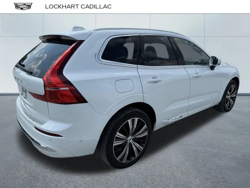 2022 Volvo XC60 Inscription photo 1