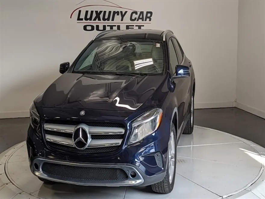 2017 Mercedes Benz GLA 250 photo 1