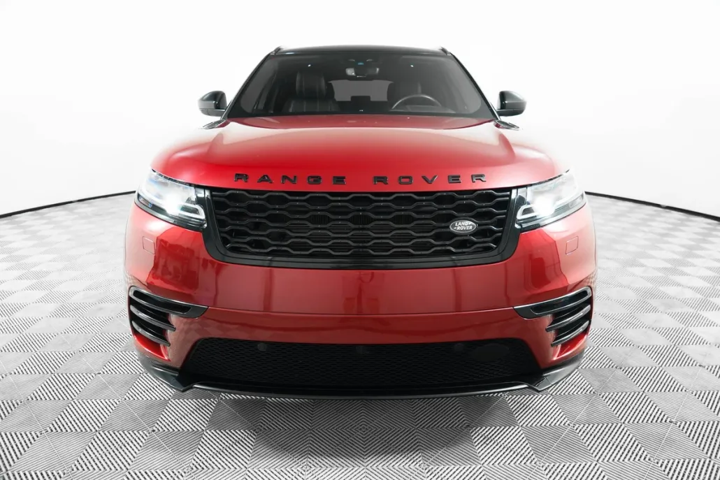 2019 Land Rover Range Rover Velar SE photo 1