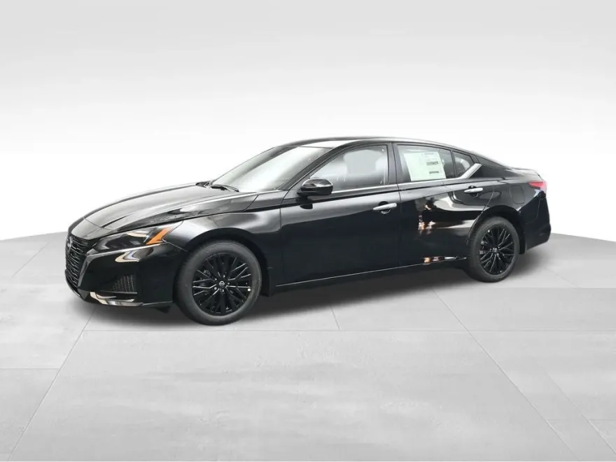 2025 Nissan Altima 2.5 SV photo 1