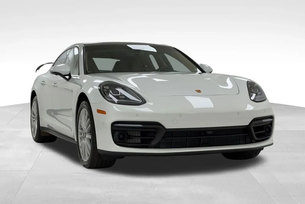 2021 Porsche Panamera 4 photo 1