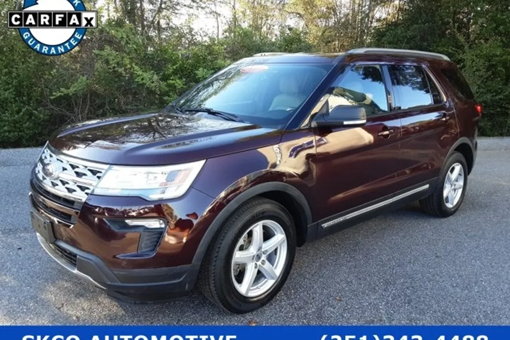2019 Ford Explorer XLT photo 1