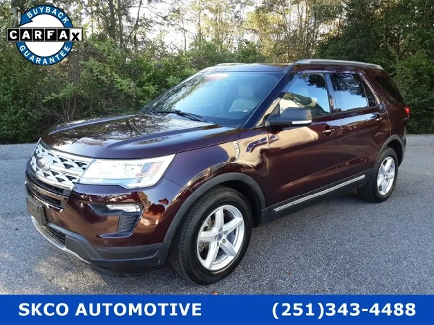 2019 Ford Explorer XLT photo 1