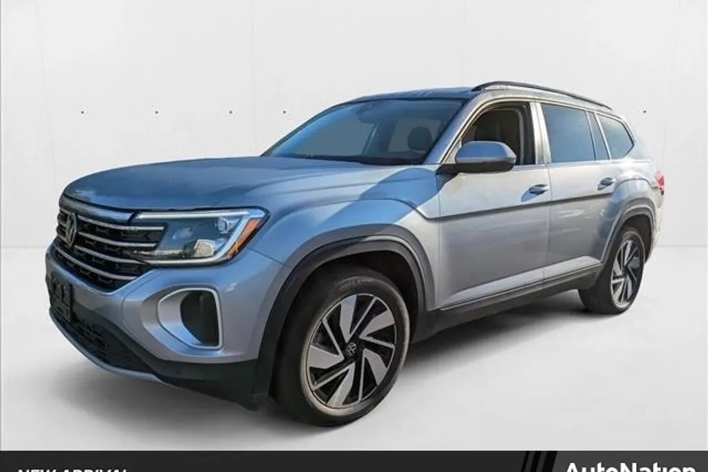 2024 Volkswagen Atlas SE Technology photo 1