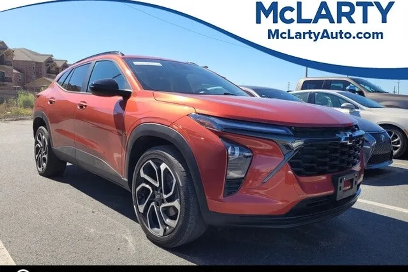 2024 Chevrolet Trax photo 1