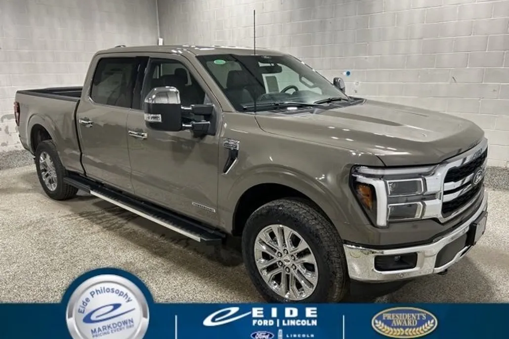 2025 Ford F-150 Lariat photo 1