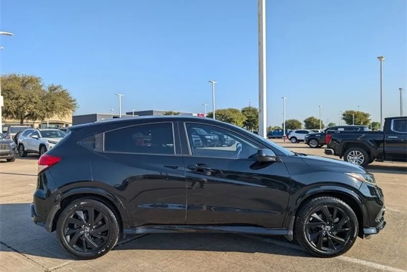 2021 Honda HR-V Sport photo 1