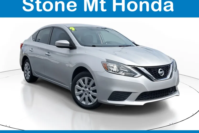 2019 Nissan Sentra S photo 1