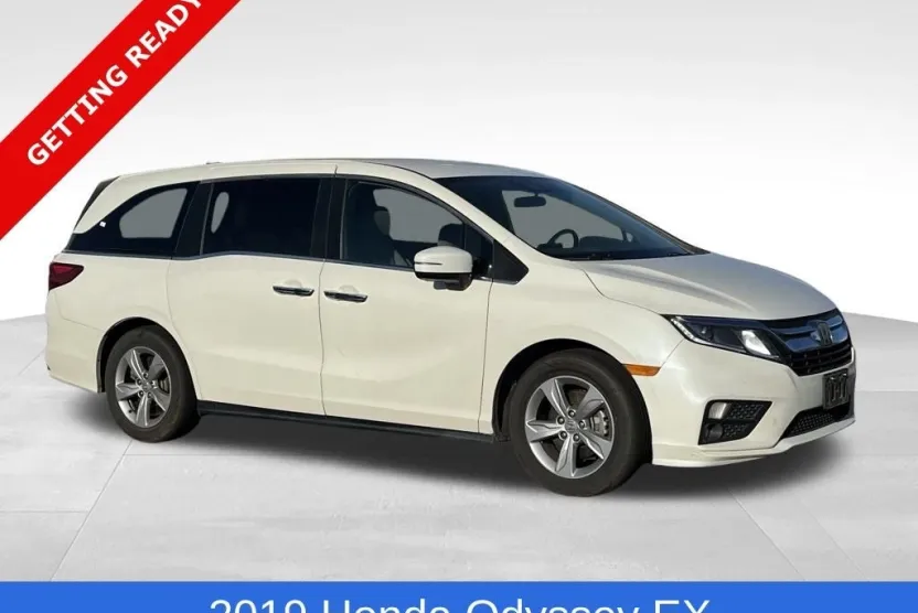 2019 Honda Odyssey EX photo 1