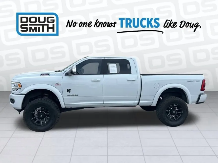 2022 Ram 3500 Laramie photo 1