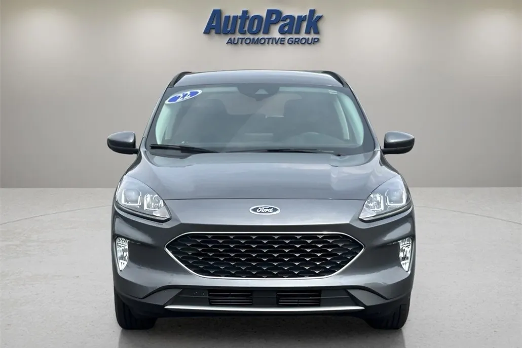 2022 Ford Escape SEL photo 1
