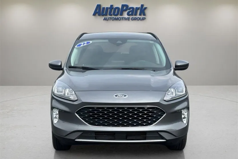 2022 Ford Escape SEL photo 1