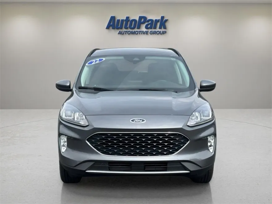 2022 Ford Escape SEL photo 1