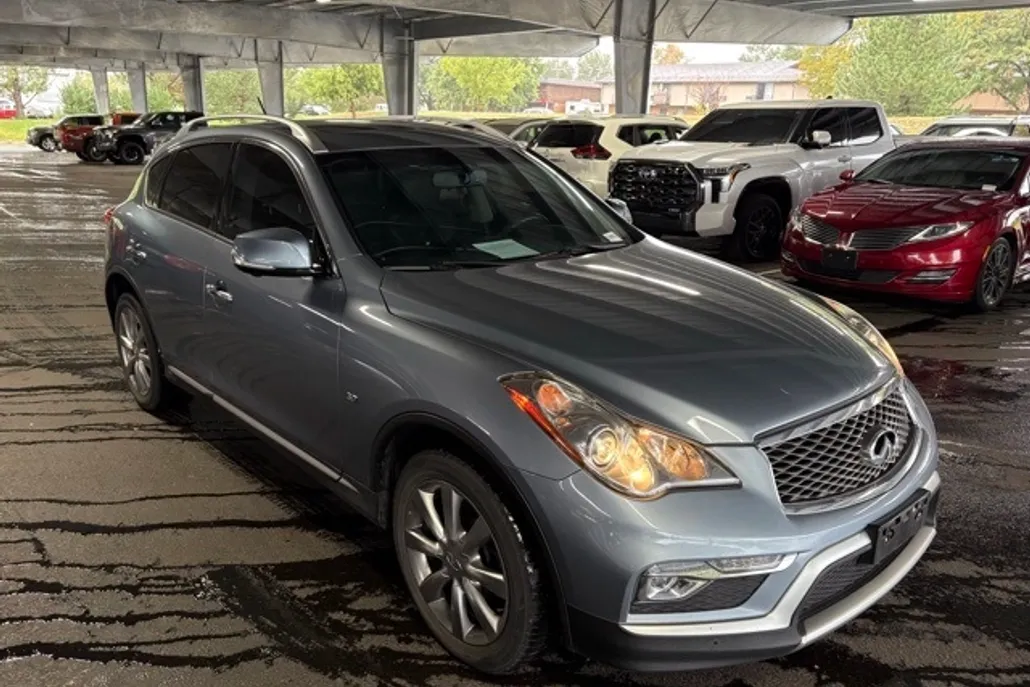 2017 Infiniti QX50 Base photo 1