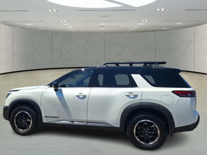 2024 Nissan Pathfinder Rock Creek photo 1