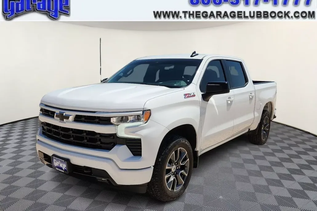 2024 Chevrolet Silverado 1500 RST photo 1