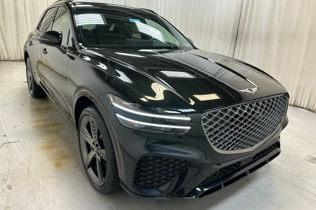 2023 Genesis GV70 3.5T Sport photo 1