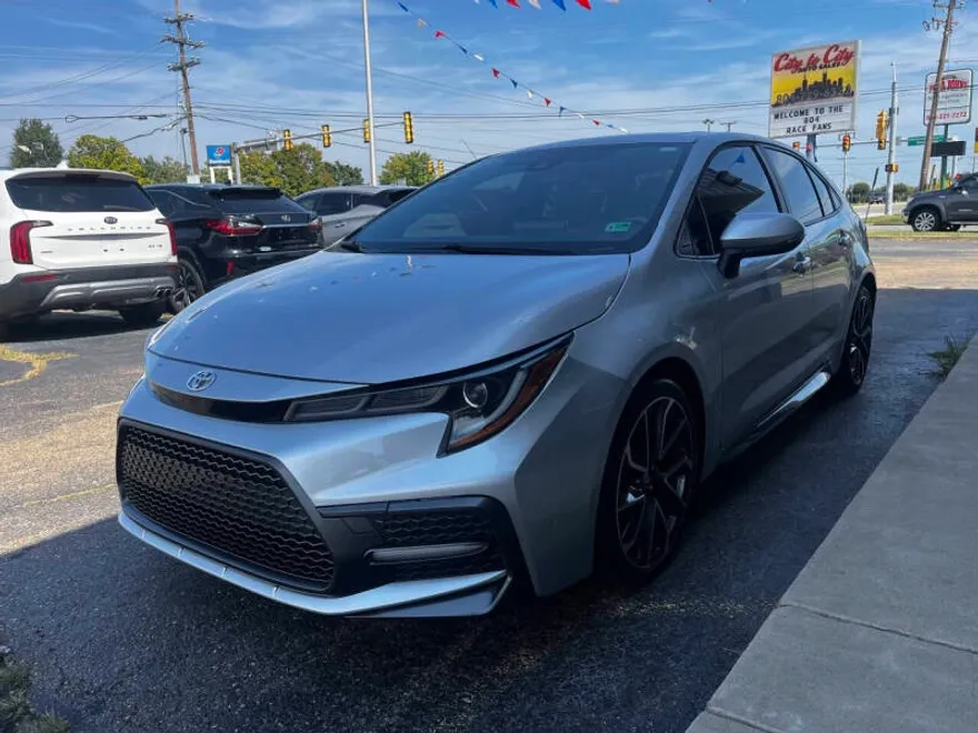 2020 Toyota Corolla SE photo 1