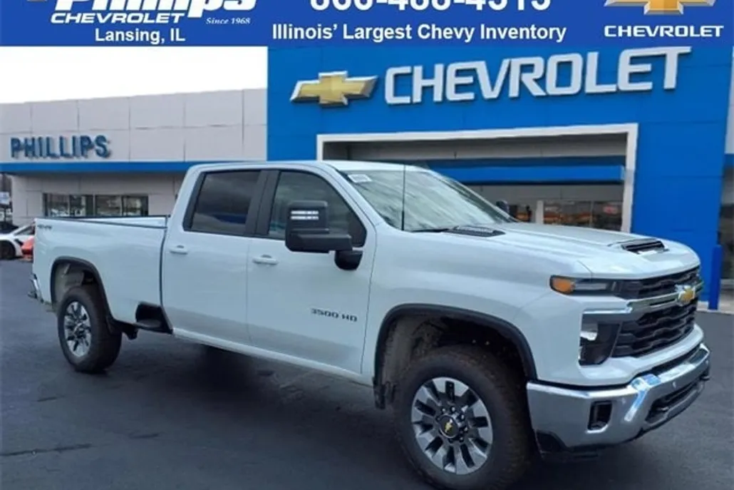 2025 Chevrolet Silverado 3500HD LT photo 1