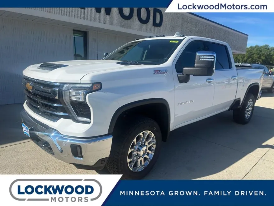 2025 Chevrolet Silverado 3500HD LTZ photo 1