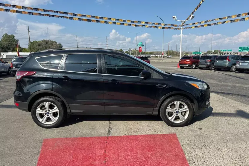 2014 Ford Escape SE photo 1