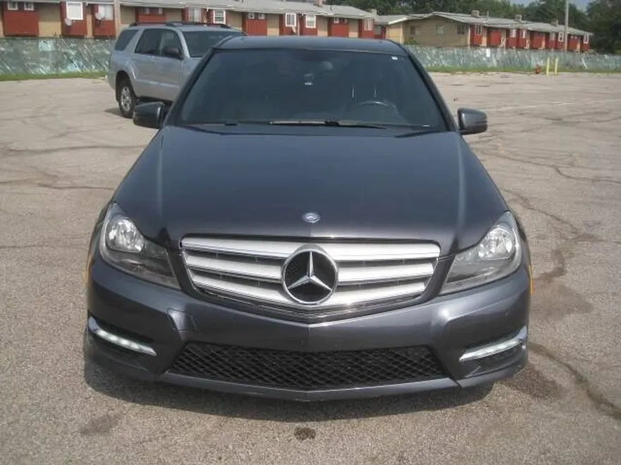 2013 Mercedes Benz C 250 Sport photo 1